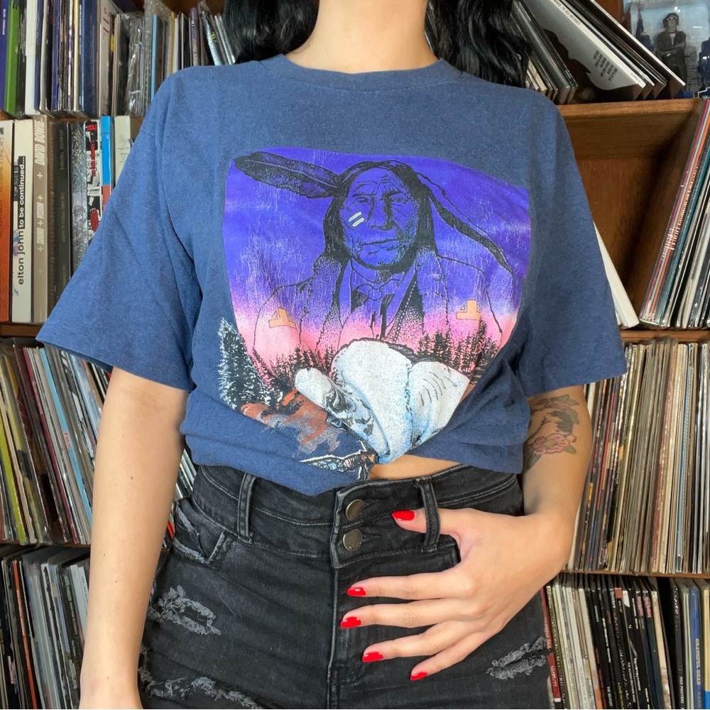 Kanas Urban Tee
